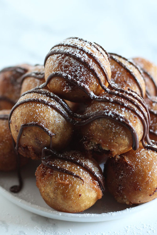 yumi-food:  Deep Fried Cookie Dough