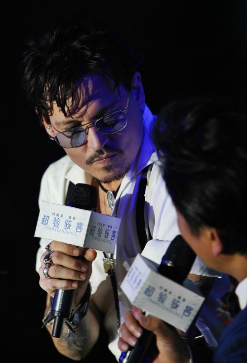 8 years ago, on March 31, 2014, Johnny Depp attended the Chinese Premiere of “Transcendence”, at the