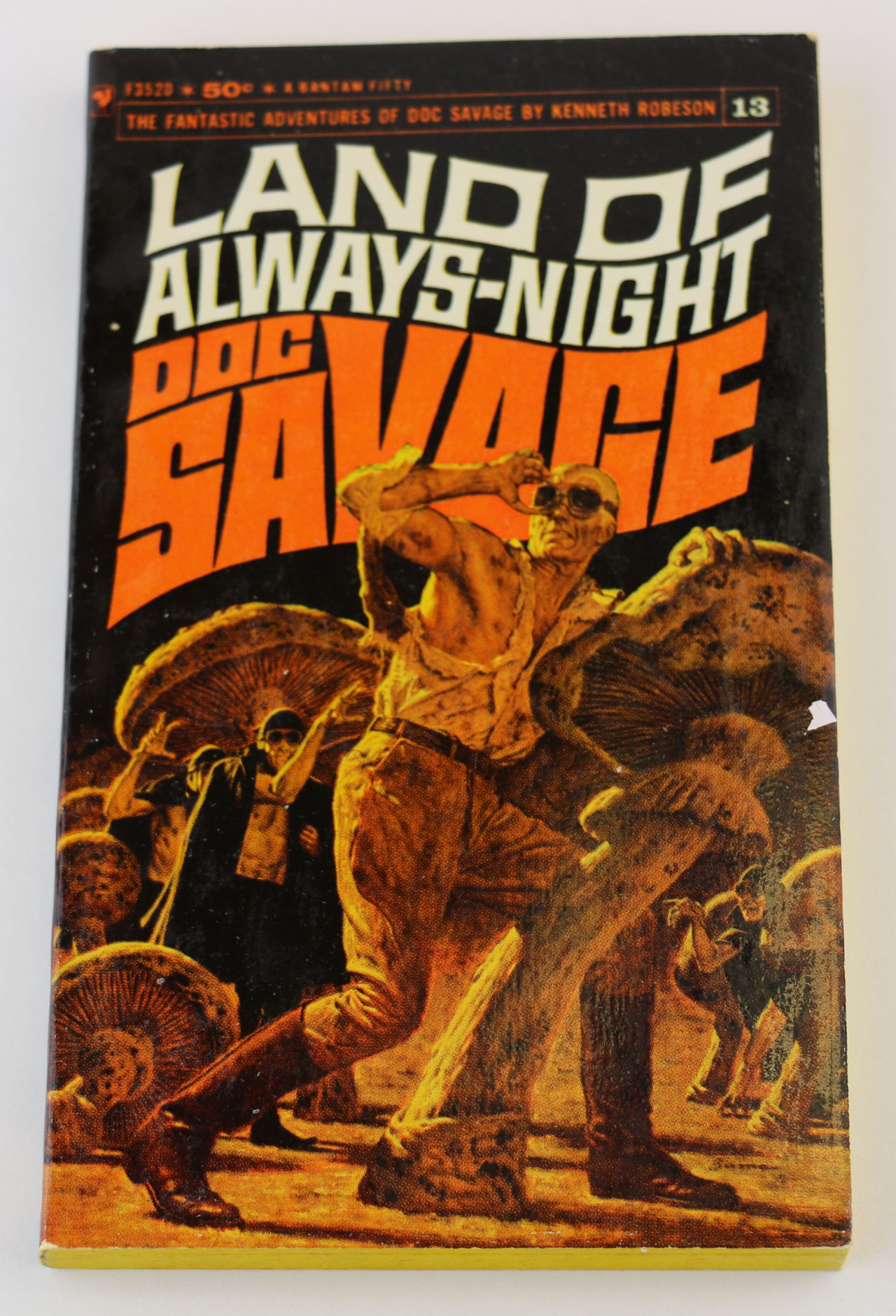 hevelincollection:  Here are some paperbacks from the iconic Bantam Books edition