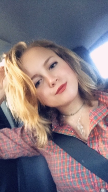 savnotes:hmu if you ever need some good vibes cause honestly I’m ready to share