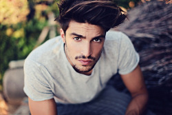 Mariano Di Vaio - http://handsomeboys.tk