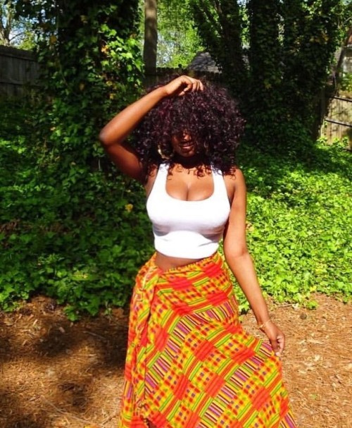 kingjazziedad: DeliciouslySexy. Curvy. BootiDelicious MamiMs KookyBlackGirl ❤️. .