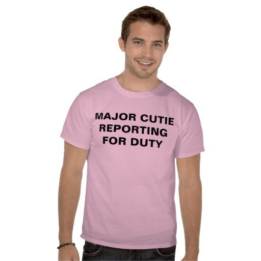 brettball:  shirtp:  cutie [get]  Somebody get me this.