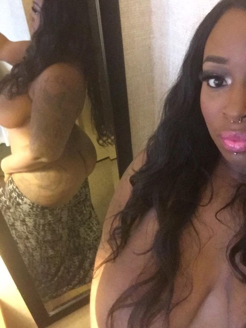 Sex nuffsed69:  Thick Skyy Black 👏 pictures