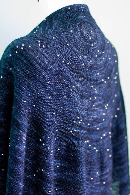 knittingandcrochet:neuroneptune:monthofmay:Redditor’s wife knitted a beautiful star chart shaw