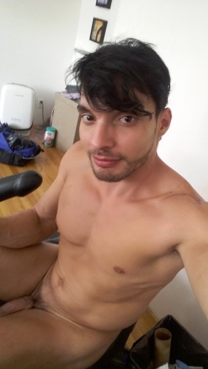 Porn Pics erick0794:  He’s so sexy!😘  Esteban