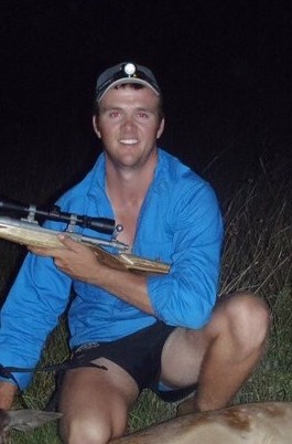 tradieboots:  Cute country bloke.