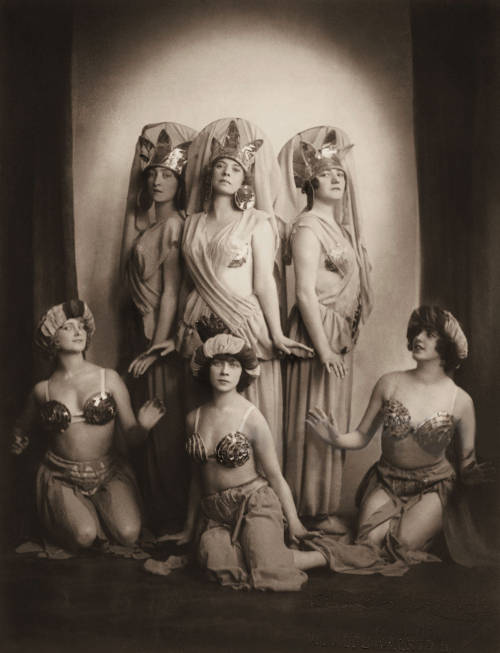 Riki Raab; Anna Horvath and Hilde Steinlein. Maria Mindszenty; Tilly Losch and Hedy