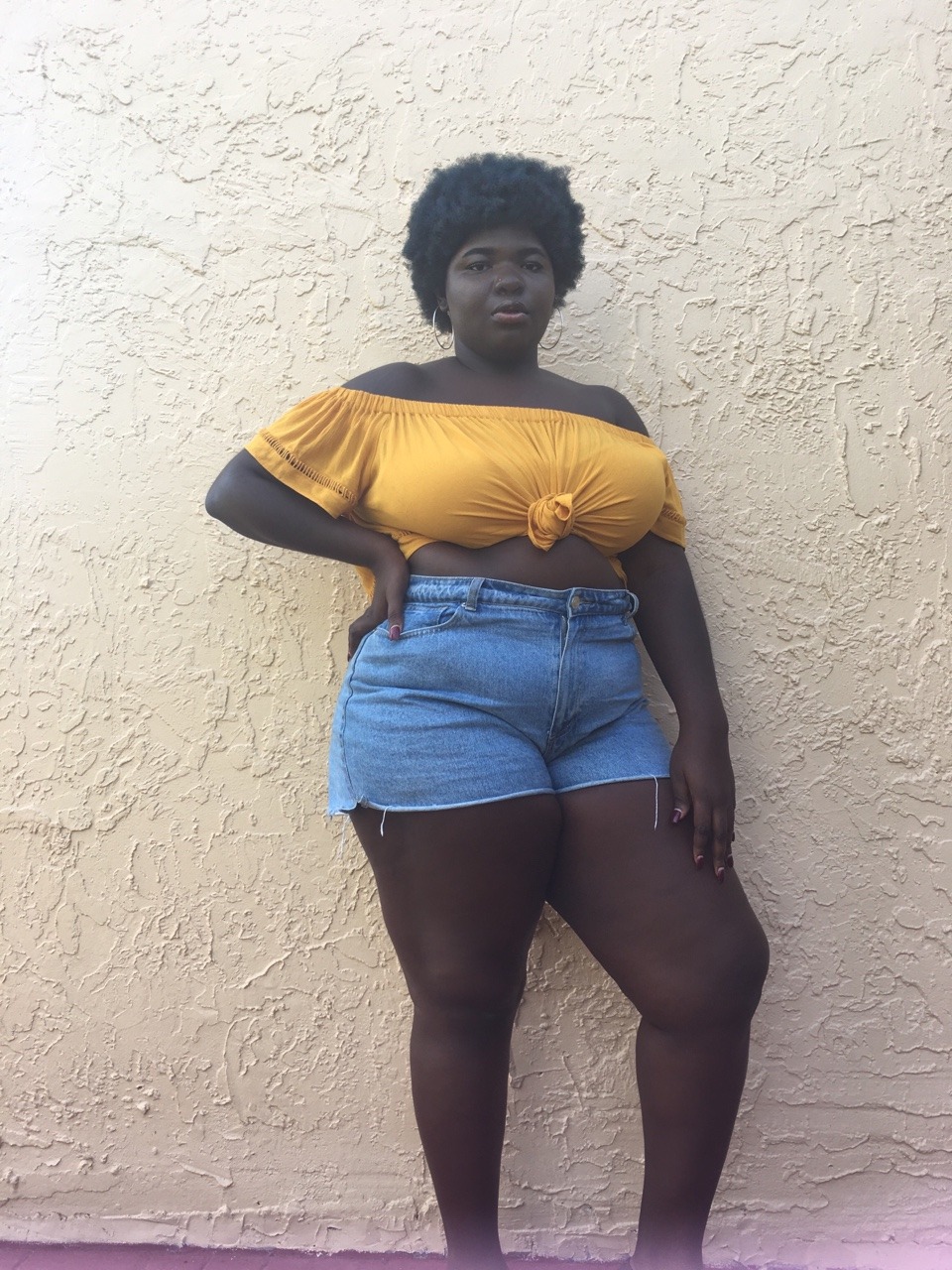 emptyvoidofsadness:💛💛When you look poppin in yellow. IG: im.big.so.what💛💛