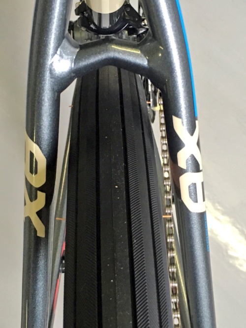 wdlabo: @92aki WTB RoadPlus Horizon 650b×47c FOCUS MARES AXには余裕で入ります。リム幅30mm(外外)でタイヤ幅実測45mm。 クリアランス余