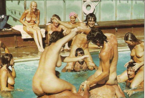 Vintage Naturists adult photos