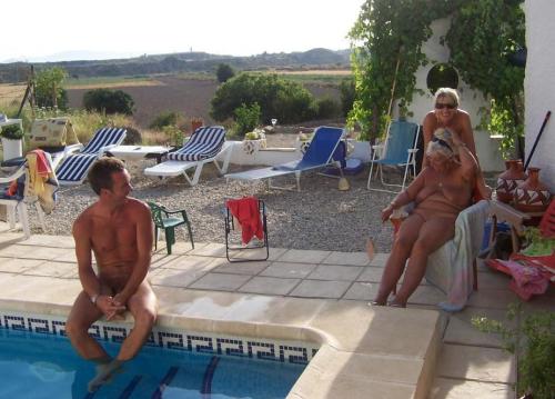 solayabout:  This is my idea of a perfect holiday. Get to the villa. Strip. Don’t get dressed 
