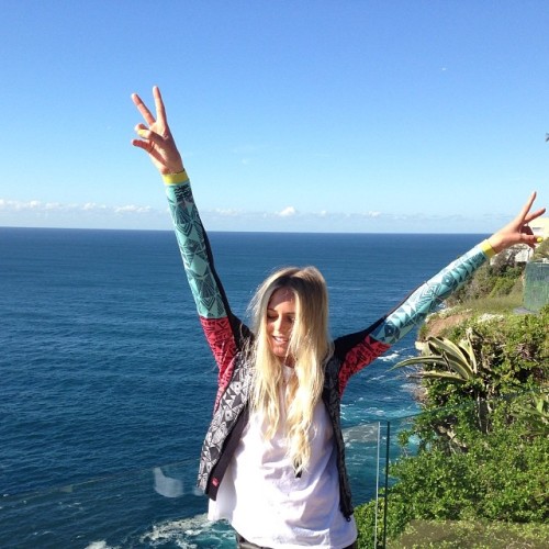 surfandbefree:  http://surfandbefree.tumblr.com Laura Enever 