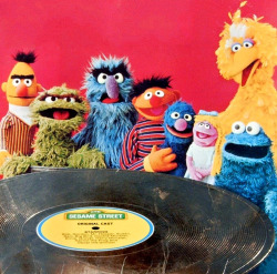 3345rpmz:  • Vinyl Art • ⋅ Sesame Street