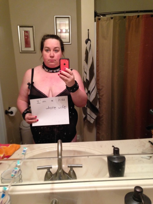 fatslaves: Piss whore wife.