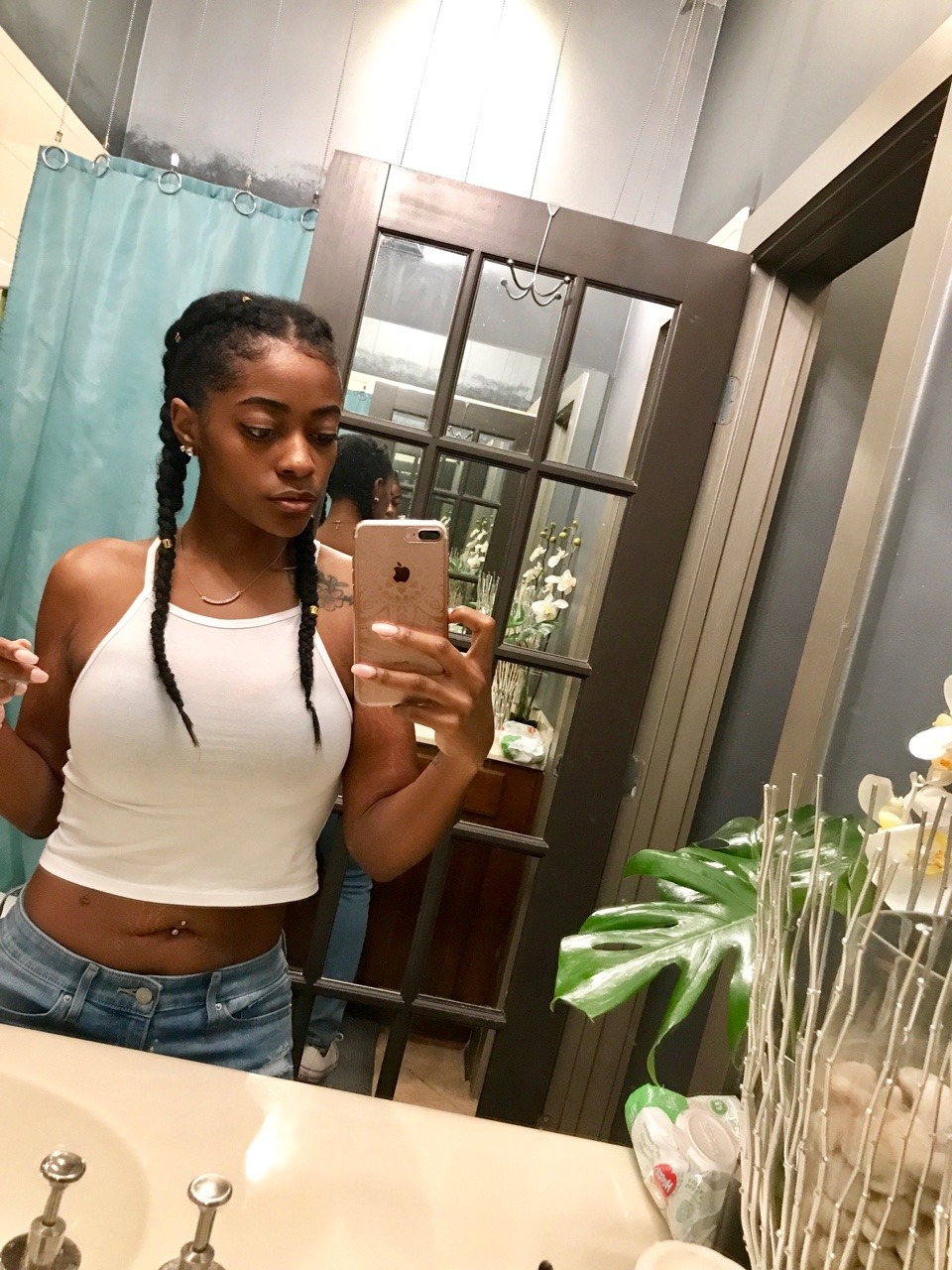 thetattedstoner:  charmguru:  Happy Blackout Babies 🖤  😍