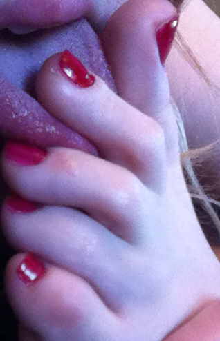 kissabletoes:  Some sweet tasting close ups 👅❤️  My tongue in your toes 👅👅👅👅👅👅 my horny dream ❤️❤️❤️👅👅👅