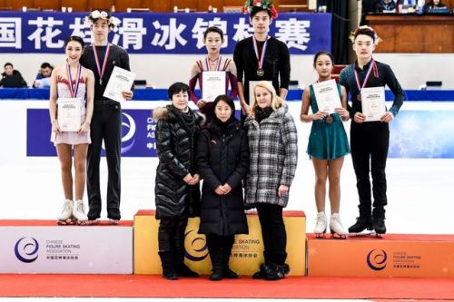 2018 CHINESE NATIONAL CHAMPIONSHIPS MEDALISTS Pairs: 1. Peng Cheng/Jin Yang 211.51 2. Wang Xuehan/Wa