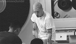 eminemsex:  Berzerk (behind the scenes) Part l 