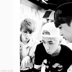 rammyeon:  isn't it adorable when ken wrinkles his nose while talking?   