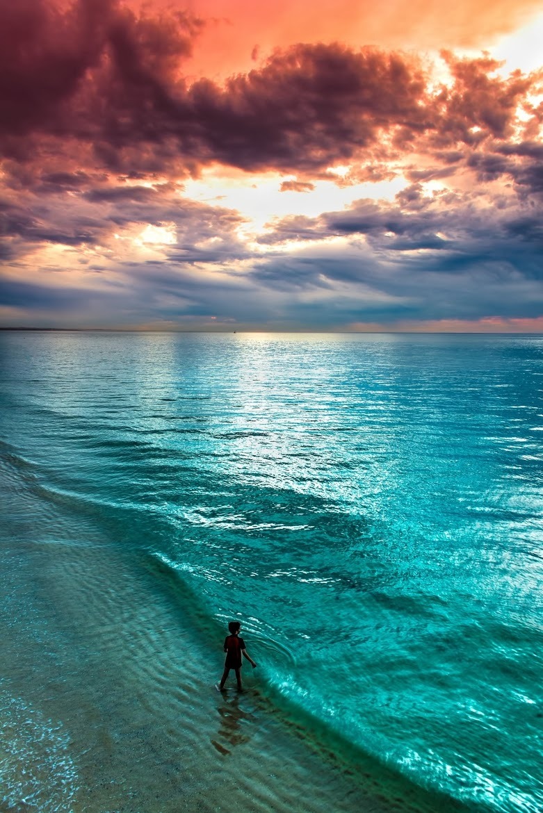 whatzyourfantazy:  Natures’ Kid by Bipphy Kath - At Grange Jetty, Adelaide, Australia 