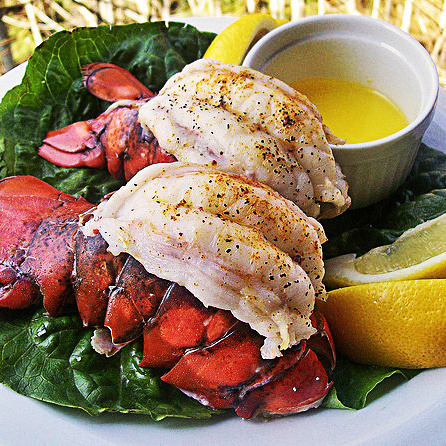 everybody-loves-to-eat:  lobster requested by skyeribbon 