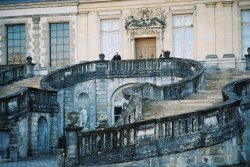 thestandrewknot:  The Escalier du Fer-à-cheval at the Château de Fontainebleau. 