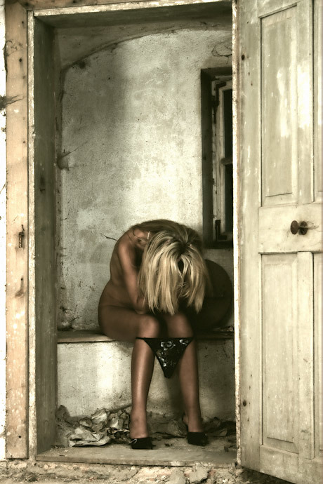 xhania-x:  Toilet by GothPhoto