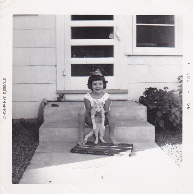 photojojo:  Happy Friday! Please enjoy these delightful vintage photos of girls and