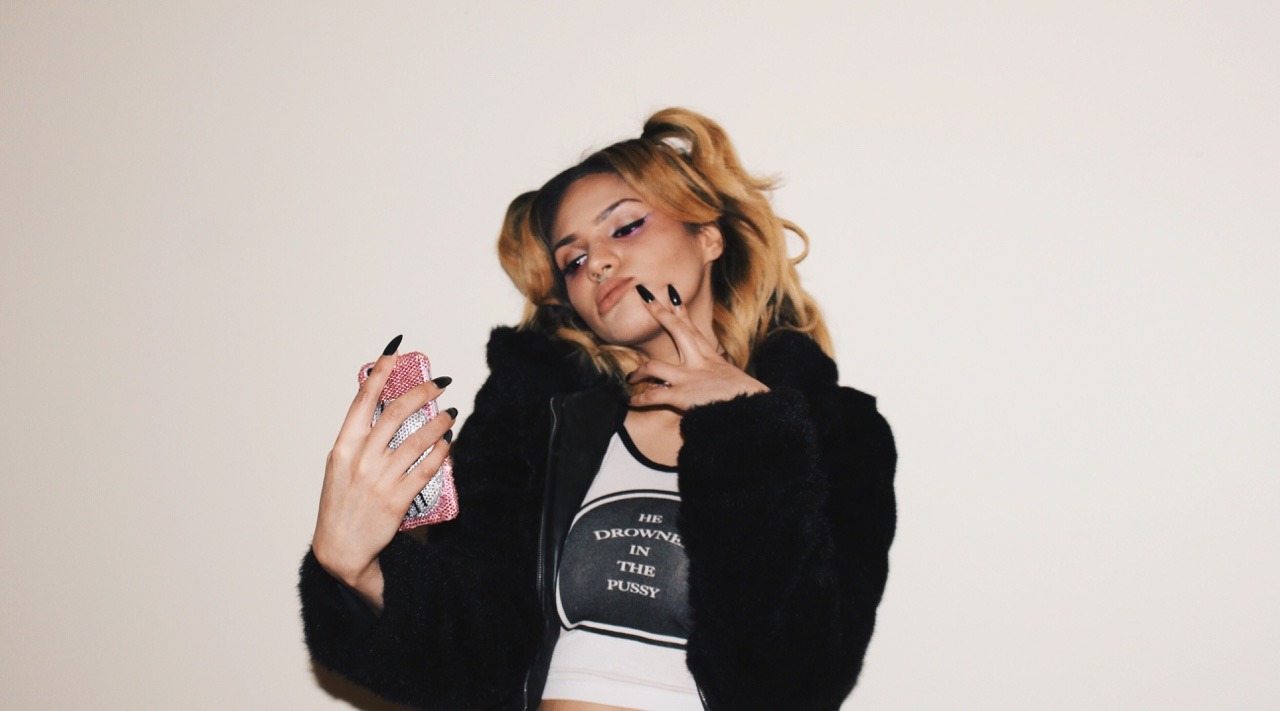 babeobaggins:I got dressed to leave the house by I didn’t leave the house so my