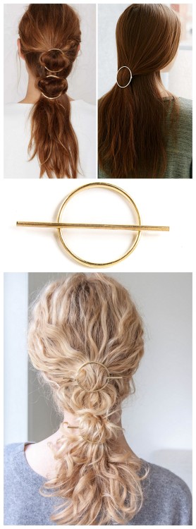 DIY Circle Barrette Tutorial from Transient Expression.This DIY Circle Barrette is so easy to make -