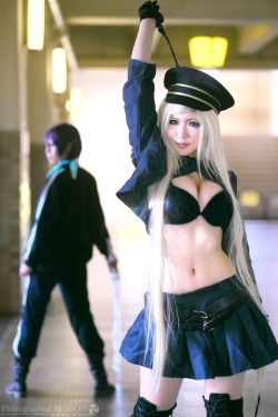 hotcosplaychicks:  Noragami : Bishamon by zion-hakubi Follow us on Twitter - http://twitter.com/hotcosplaychick