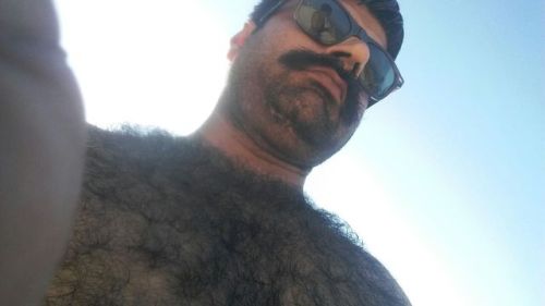 jobunjalwa: Pakistani Garam Mard Number.. ?