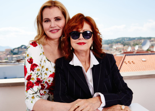 carmrilla:stormofprettywomen:Geena Davis & Susan Sarandon (2016)At first glance I thought this w