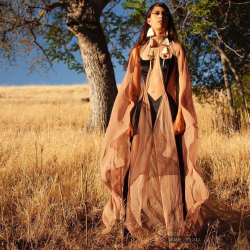 fashionsfromhistory:Dress Jamie Okuma, Luiseño and Shoshone-Bannock2021The MET; Image via Vogue &
