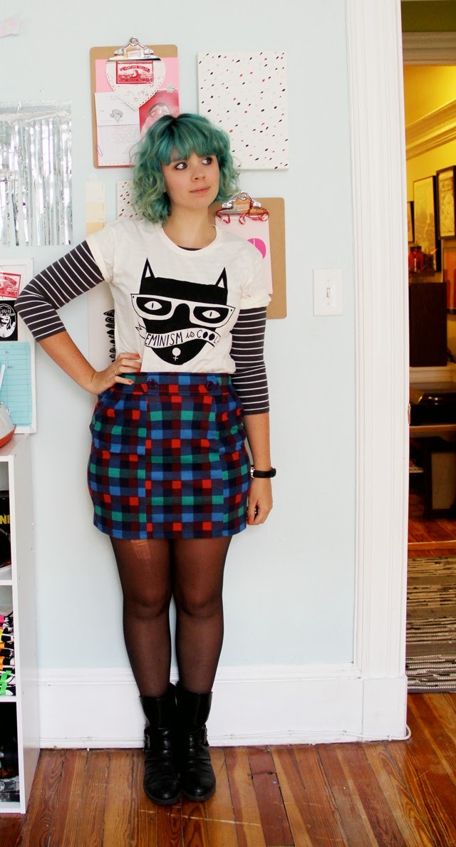 moderngirlblitz:  Cool Cat (more behind the cut) 