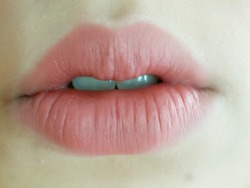 cherry-bunnyy:  Today my lips looked bomb