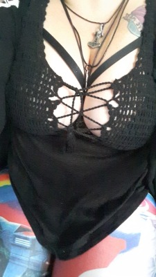 suicideangelkitten:  Outfit of the day! 😉  Perfectly intoxicating