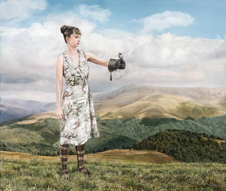 crossconnectmag:  Queensland based Lisa Adams is a self-taught, realist artist who