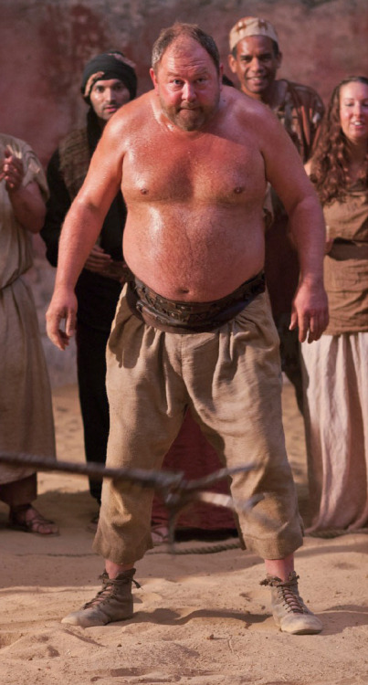suruatgip: Did I already say that I miss Atlantis ? I would not exchange one Mark Addy instead 100 K