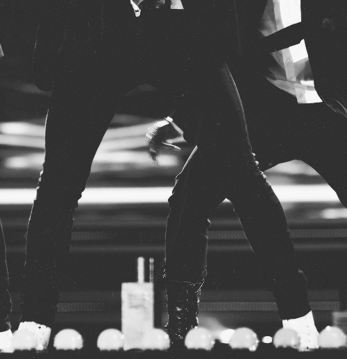 yixingqt-deactivated20161125:  © kai in a suit for : anon   