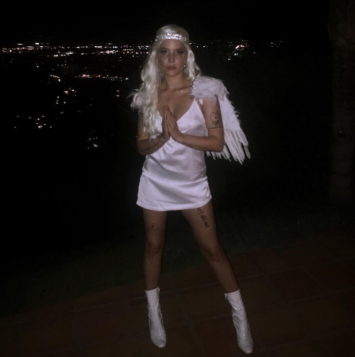 hotelhalsey:iamhalsey: Halloween Night 1.