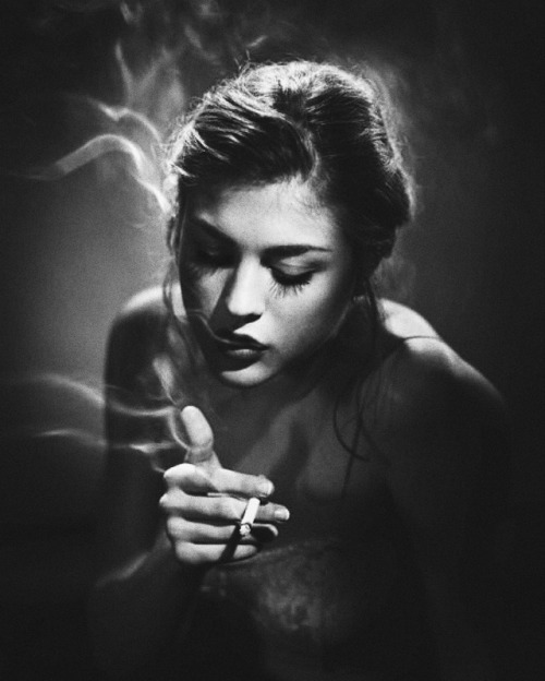 francesbeanarchive: Frances Bean Cobain by Rocky Schenck.