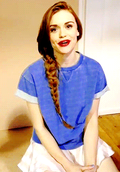 holland-roden:  *   whY IS SHE SO GODDAMN PERFECT