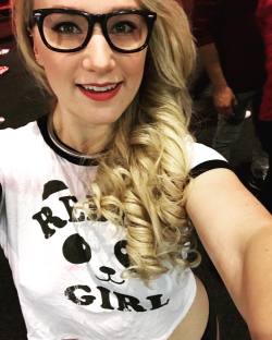 Had an amazing time at #sexpoaustralia! Cannot wait for next year xoxo  #nerd #cute #glasses #dressup #sundaycasualday #girlnextdoor #rebelgirl #collar #blonde