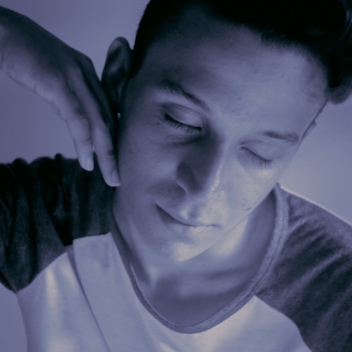 "Refrigerante pode deixar adolescentes agressivos" QUE PORRA NENHUMA, NÃO SOU AGRESSIVO CARALHO, E ME TRAZ MAIS UM COPO DE REFRI