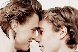 Isak/Even + The Looks