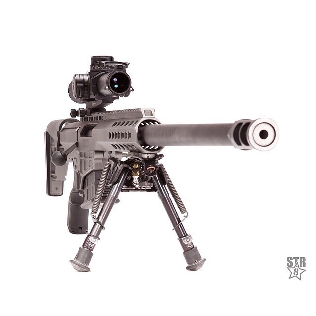 gunsdaily:  @straight8photo She’s worked her way back in the studio for some more
