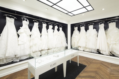 A wedding gown store in Japan #InteriorDesign by SONE YASUHIRO DESIGN INC. bit.ly/1Qdu4R8 #Ja