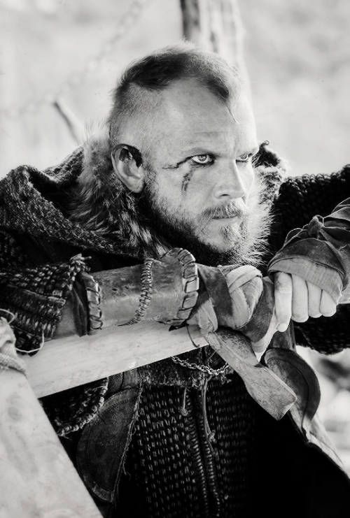 vikingshistory:  Floki | Vikings 3.06 “Born Again” | ©